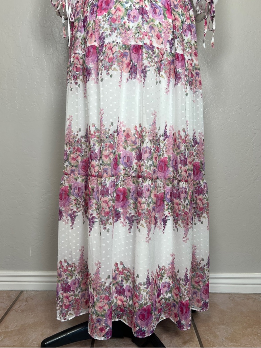 MELANIE T Women’s Size 18 White Wisteria Floral Print V-Neck Chiffon Maxi Dress - Picture 11 of 14